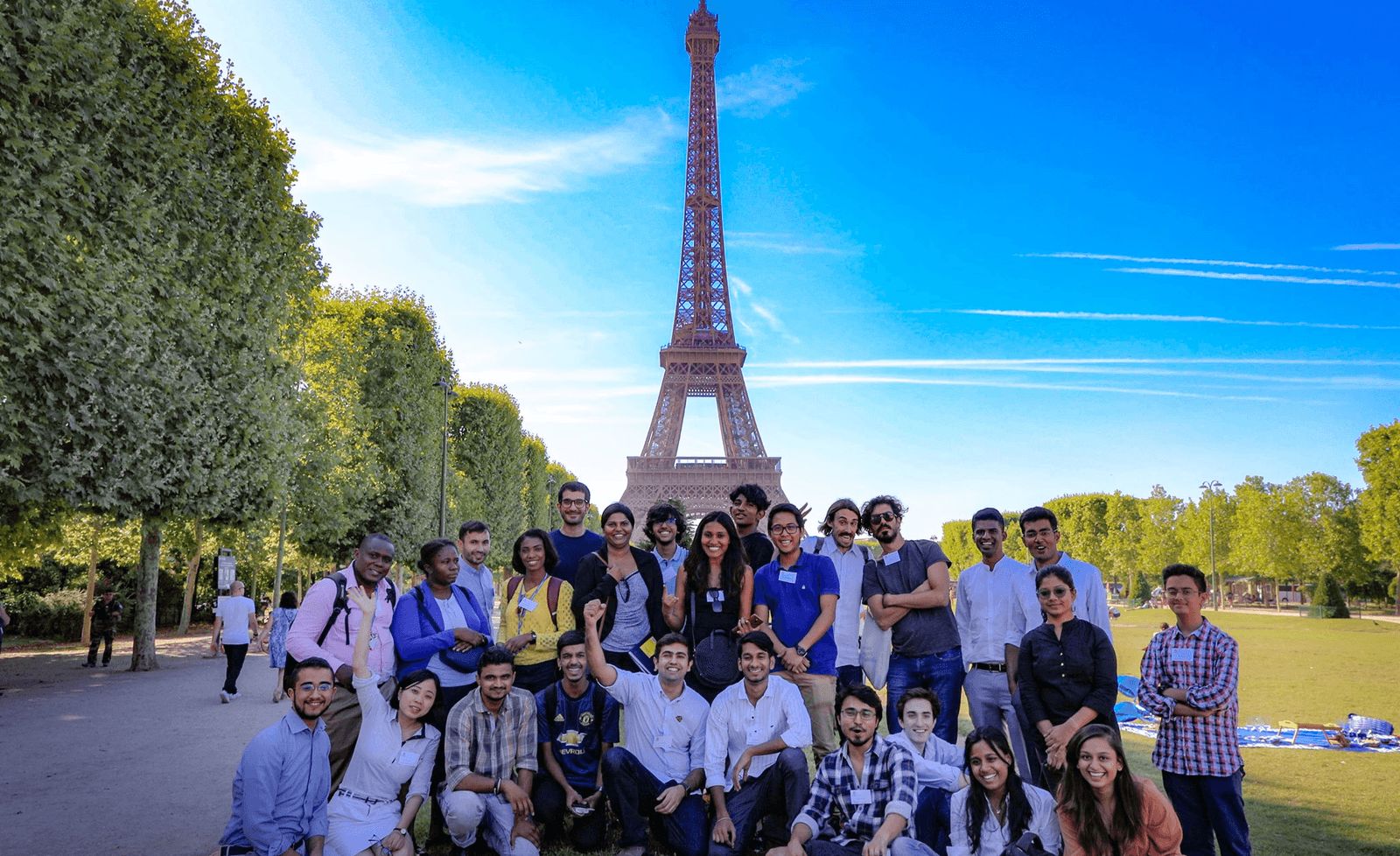 Bversity students in Paris during the international immersion
